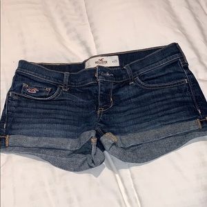 Low rise hollister Jean shorts
